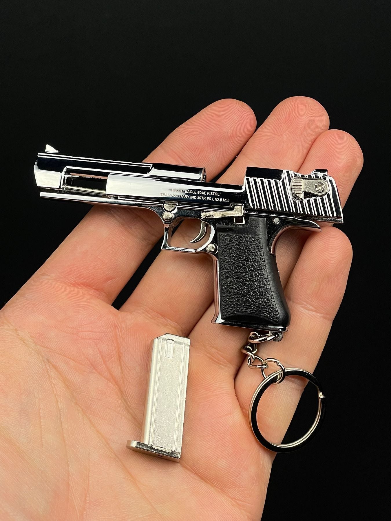 BL keychain gallery - Eagle Detachable Keychain - 4