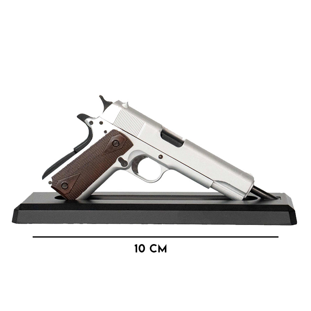 files/chrome-pistol-display-model-main-reference.jpg