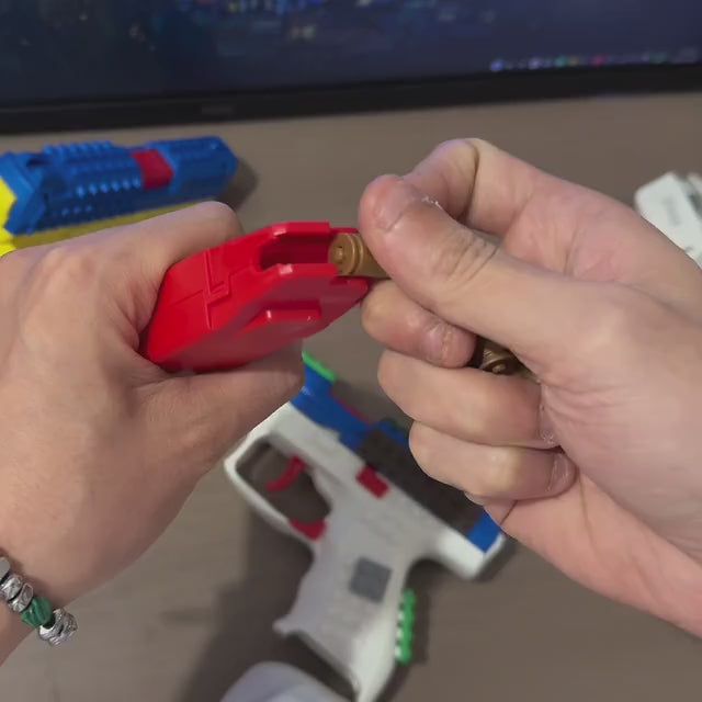 Load the toy-casing magazine